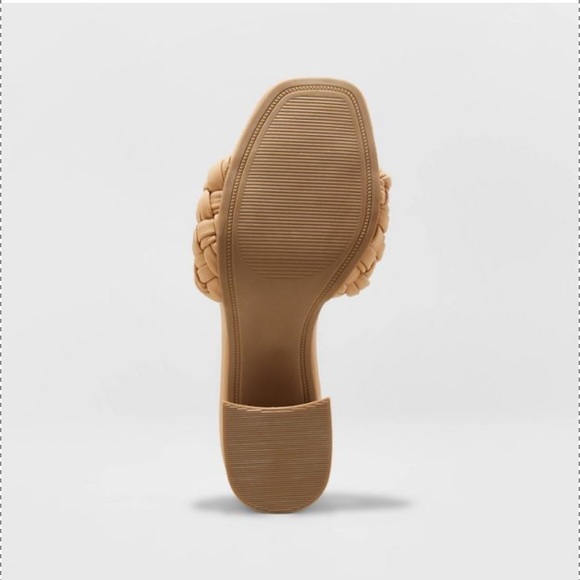 Slide Heels Tan Braided Detail - Picture 5 of 9